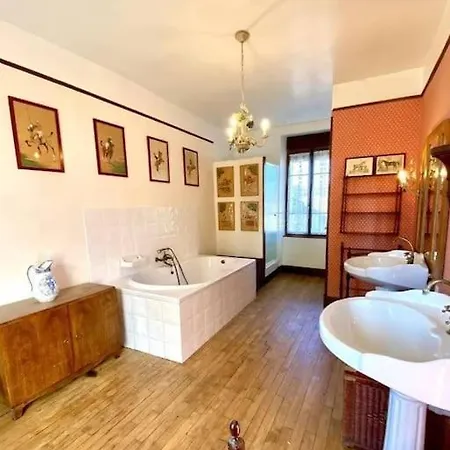 Le Haras Des Charmilles Apartment